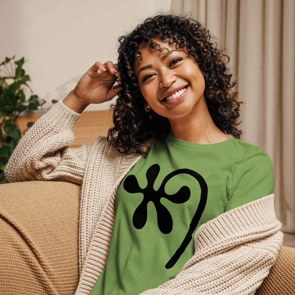 Women's Relaxed T-Shirt